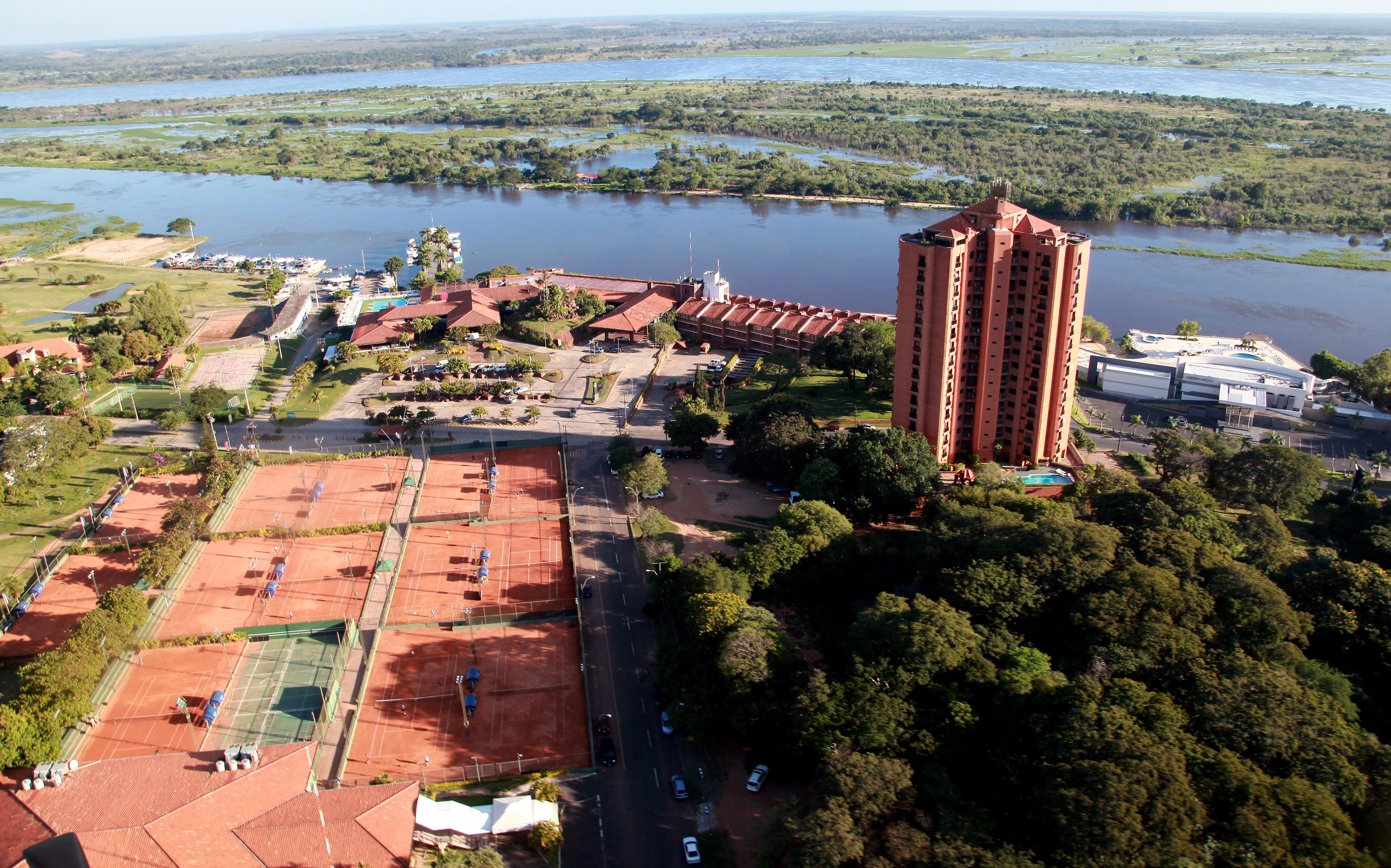 Resort Yacht Y Golf Club Paraguayo Асунсьйон Екстер'єр фото